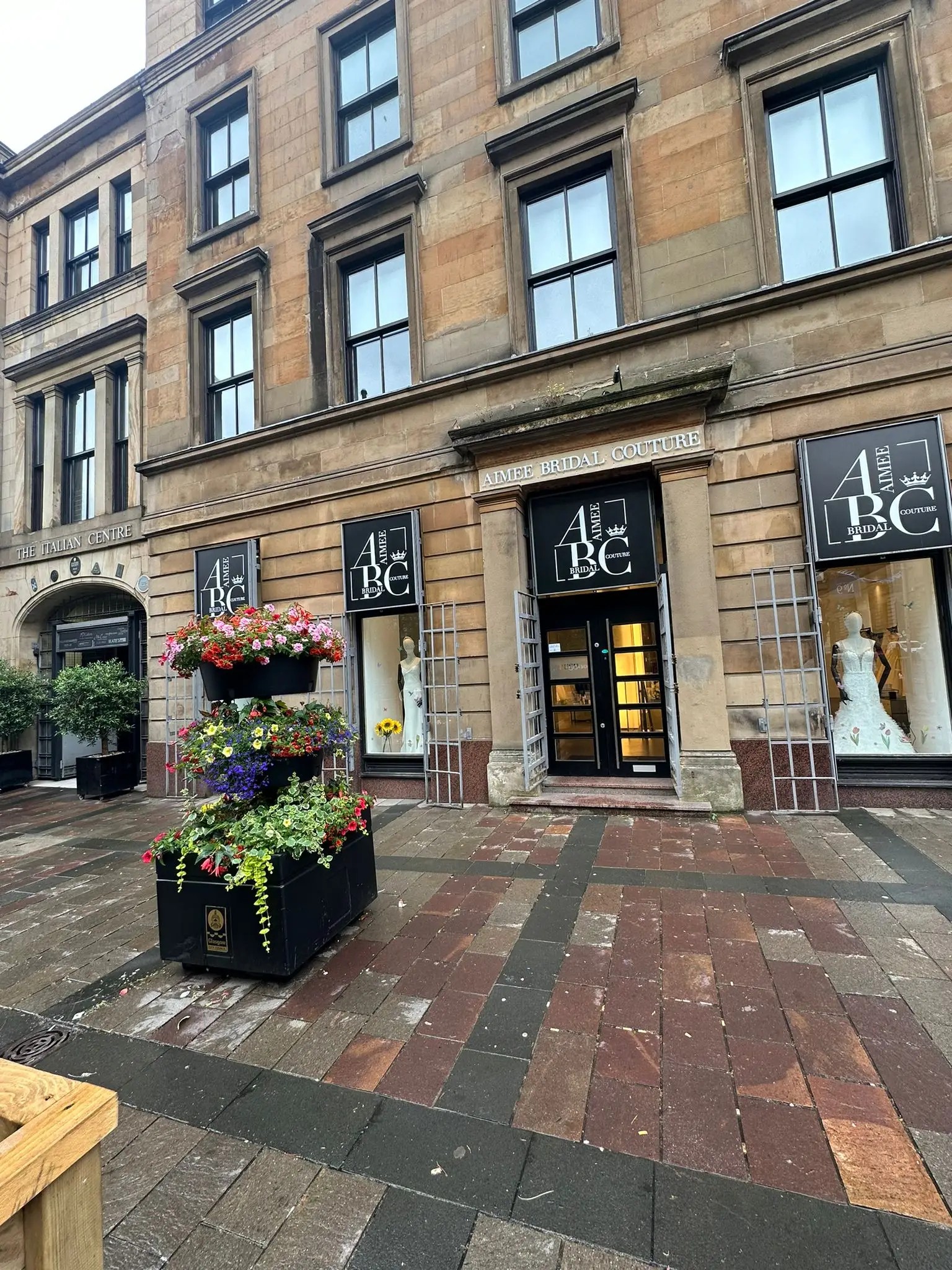 aimee bridal outdoors