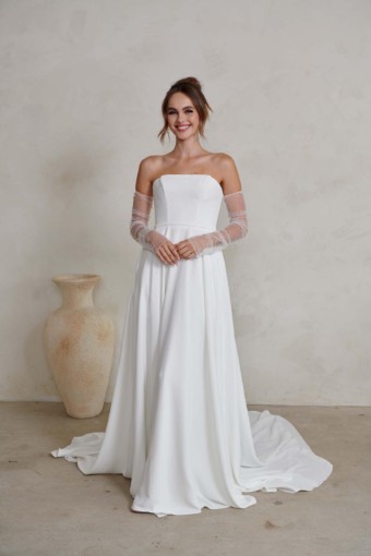 Serene Bridal #0 thumbnail
